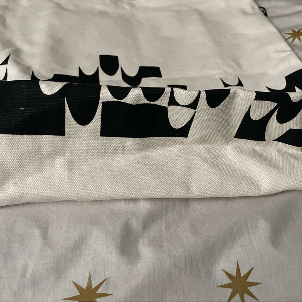 BAGGU Canvas Tote Herman Miller - Picture 10 of 12
